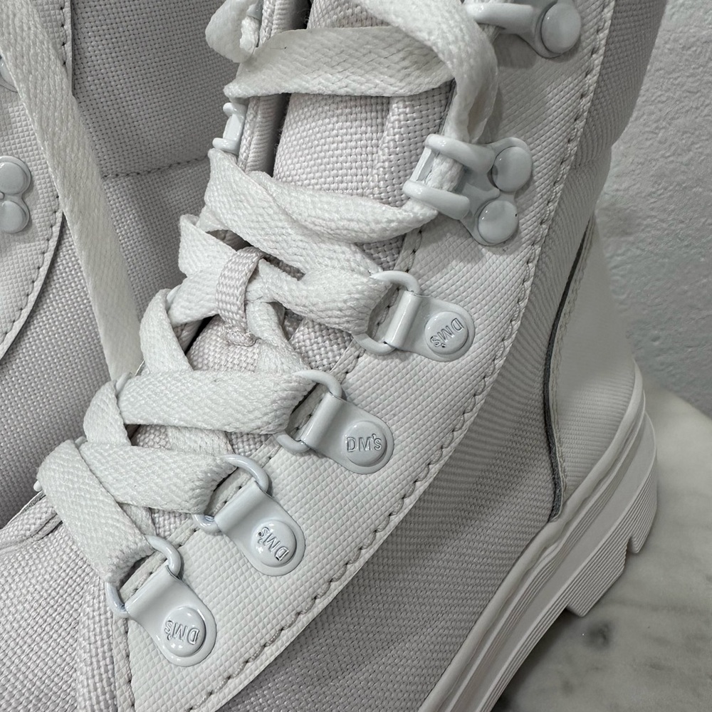 Dr. Martens Combs Women’s Poly Casual Boots Size 6 - Color White Ajax - Picture 14 of 16